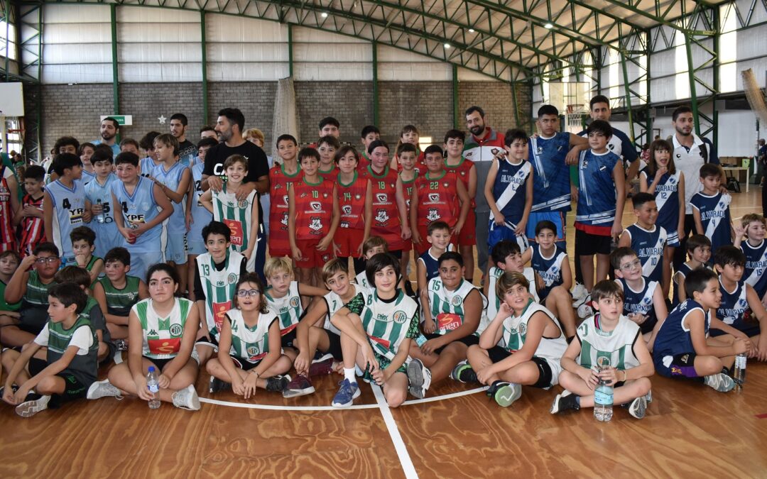 Los chicos participaron de otro encuentro de Escuelas