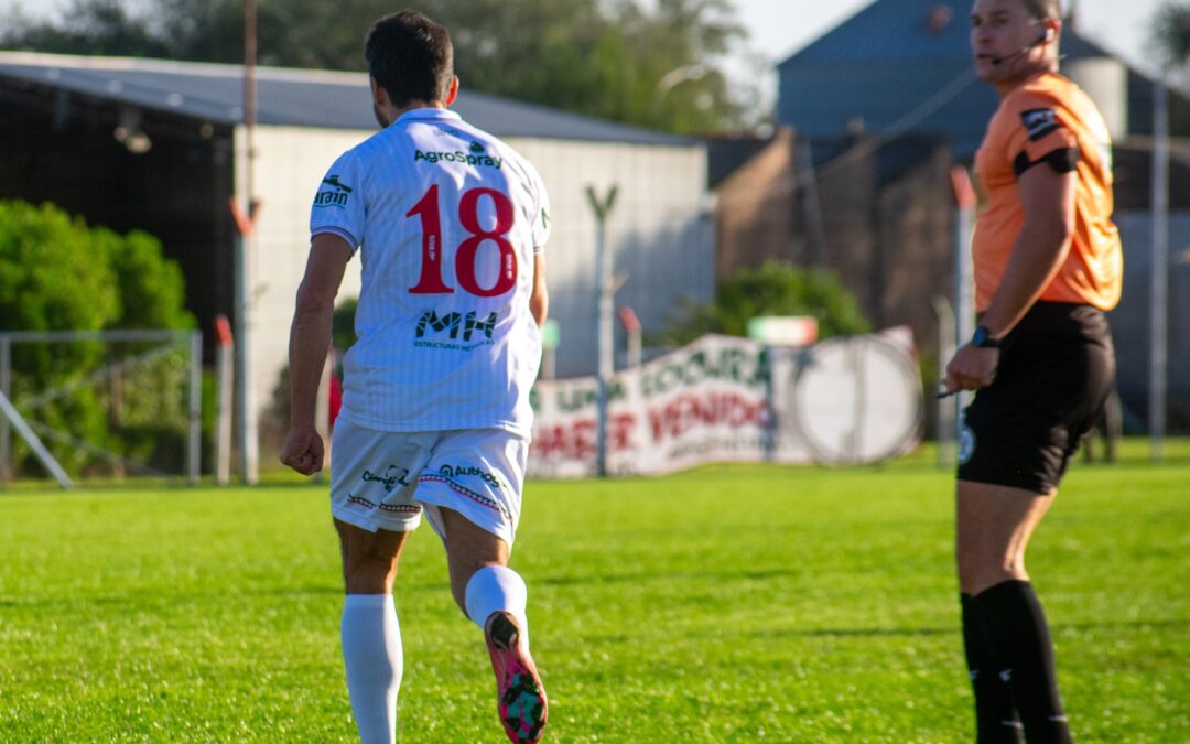 El Papero sumó un punto en el final